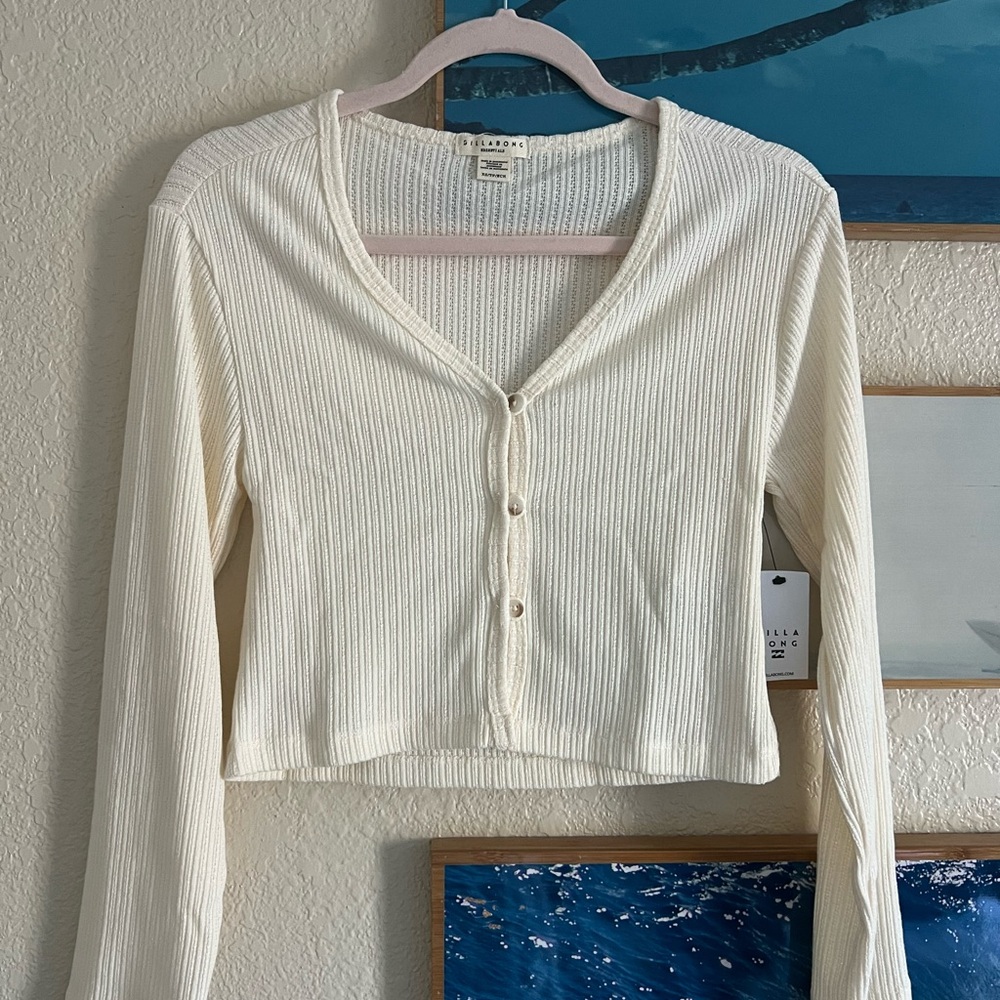 NWT billabong Women's Cream Ribbed Button-Up Top